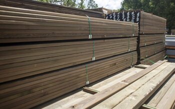 Что влияет на износостойкость фанеры при многократном использовании