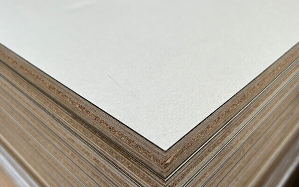 Трудногорючая панель 2500х1250 (HPL)