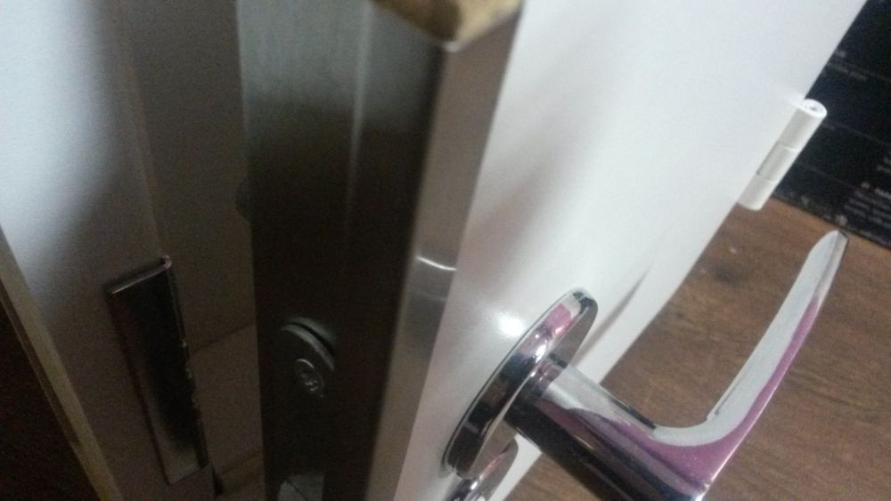 Двери из экструзионной ДСП