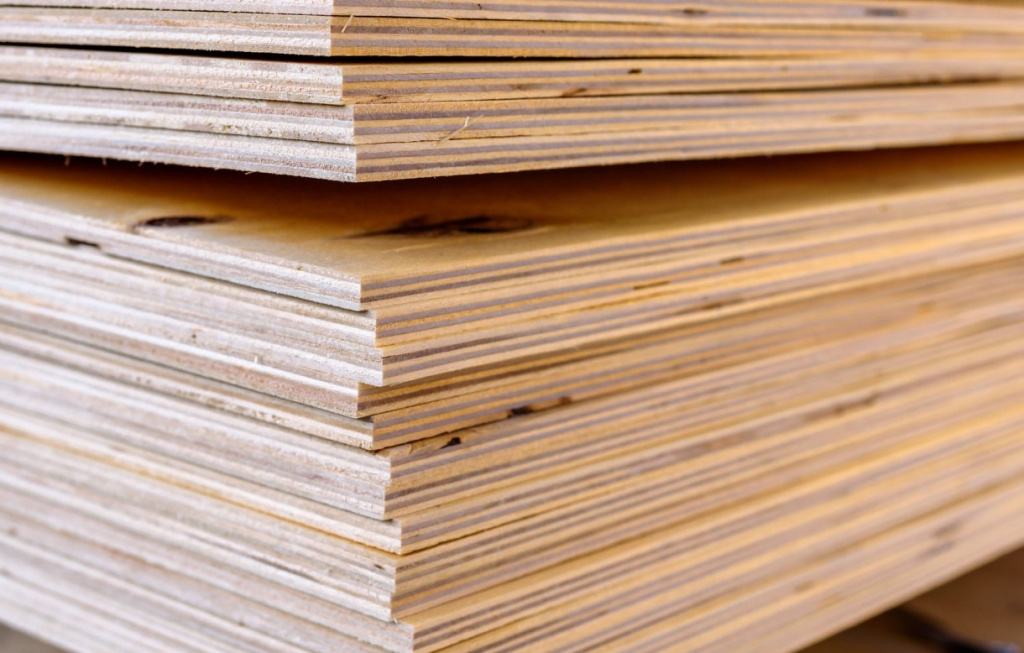 Какая толщина фанеры подходит для определенного вида работ